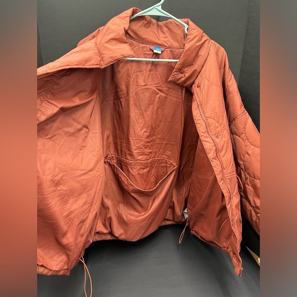 Puffer jacket nude color, NEW size XL - Picture 3 of 9